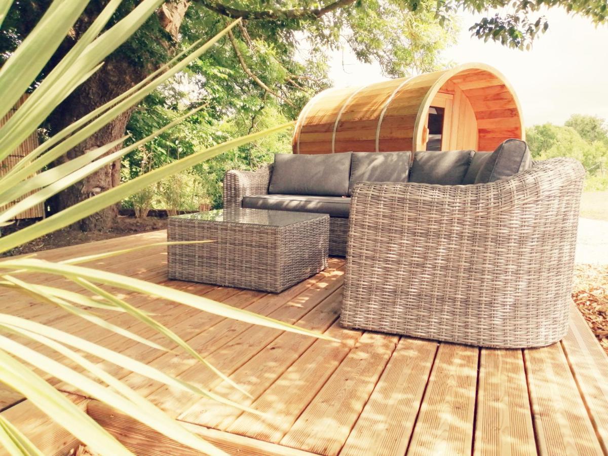 Le Domaine De Pivette Chambre Climatisee Et Insolite Avec Terrasse Privative Avranches Exterior photo